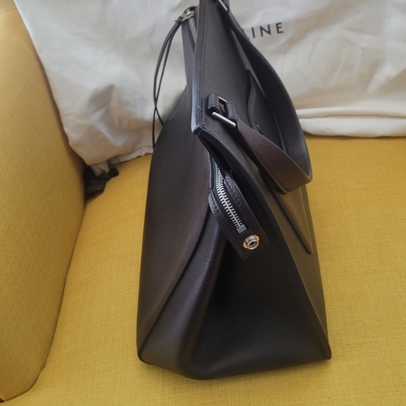 New CÉLINE Paris Tote Bag - Picture 9 of 11